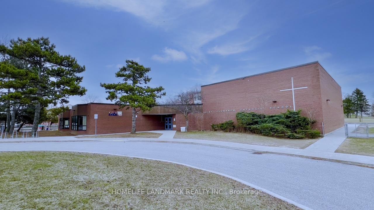 Photo 25 of Unit Main Floor, 81 United Square, Scarborough, Malvern — HOMEH