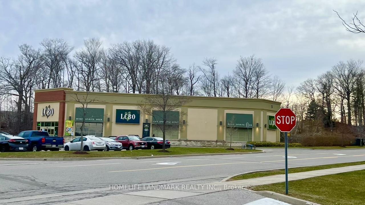 Photo 30 of Unit Main Floor, 81 United Square, Scarborough, Malvern — HOMEH