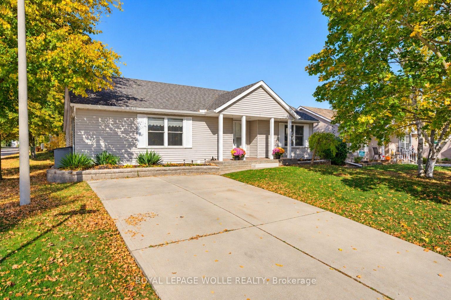 Front of 1 Homestead Place