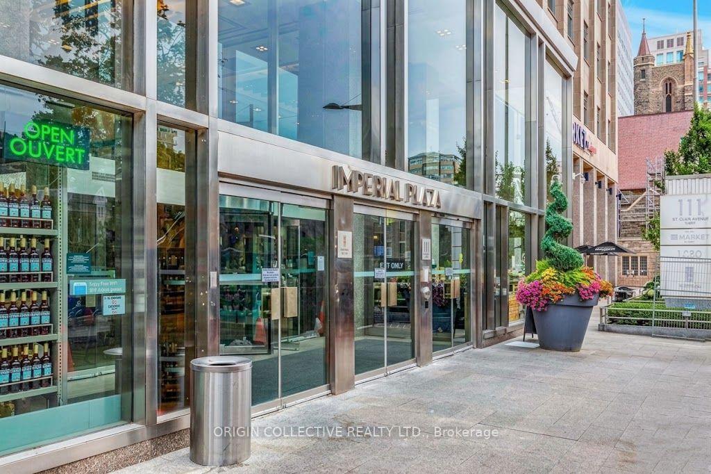 Photo 14 of Unit 405, 111 St Clair Avenue W, Toronto, Yonge-St. Clair — HOMEH