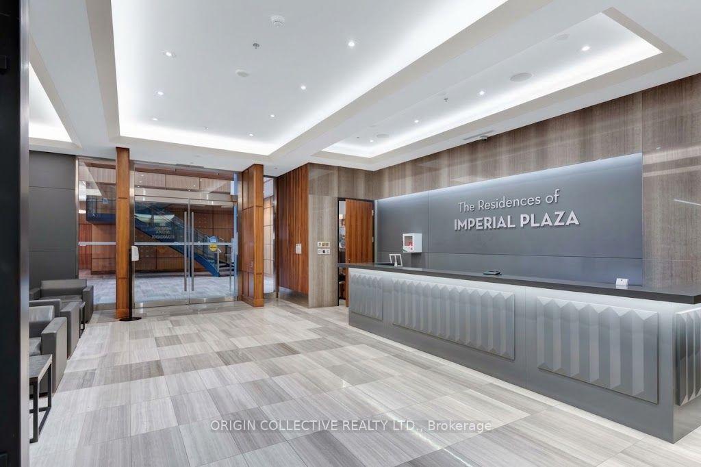 Photo 16 of Unit 405, 111 St Clair Avenue W, Toronto, Yonge-St. Clair — HOMEH
