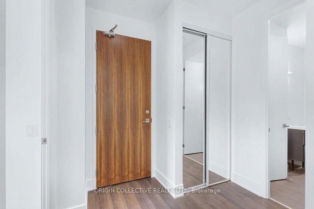 Photo 18 of Unit 405, 111 St Clair Avenue W, Toronto, Yonge-St. Clair — HOMEH