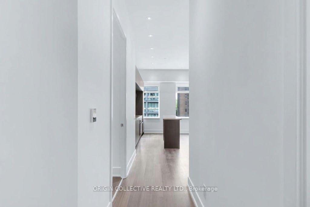 Photo 20 of Unit 405, 111 St Clair Avenue W, Toronto, Yonge-St. Clair — HOMEH