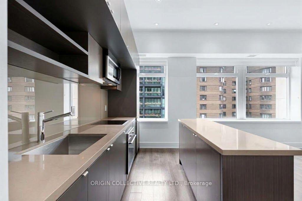 Photo 28 of Unit 405, 111 St Clair Avenue W, Toronto, Yonge-St. Clair — HOMEH