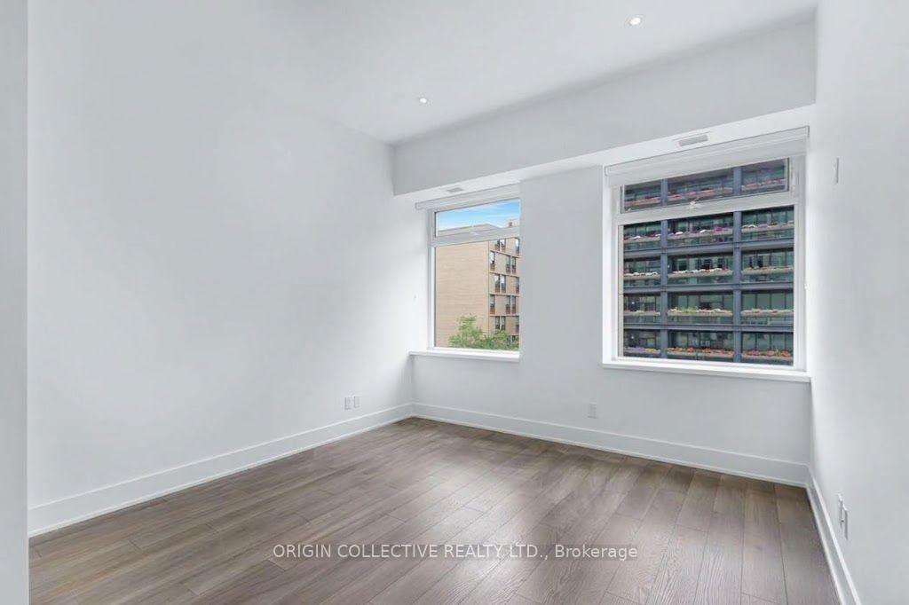 Photo 36 of Unit 405, 111 St Clair Avenue W, Toronto, Yonge-St. Clair — HOMEH