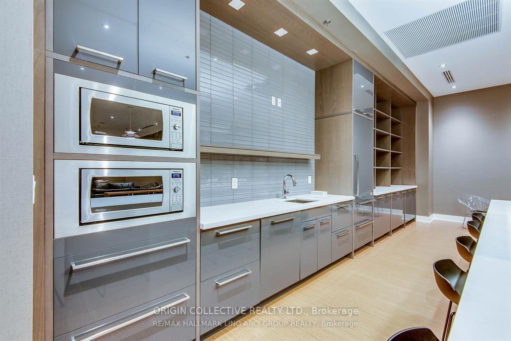 Photo 62 of Unit 405, 111 St Clair Avenue W, Toronto, Yonge-St. Clair — HOMEH