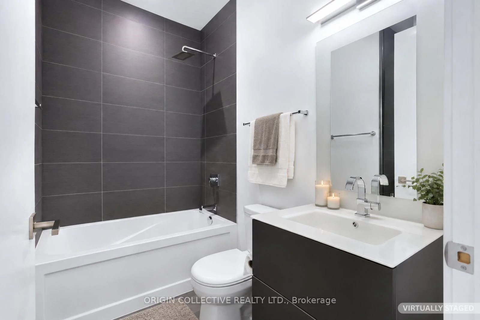 Photo 41 of Unit 405, 111 St Clair Avenue W, Toronto, Yonge-St. Clair — HOMEH