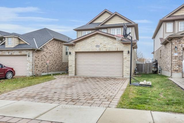 Photo 3 of 3375 Emilycarr Lane, London, South W — HOMEH