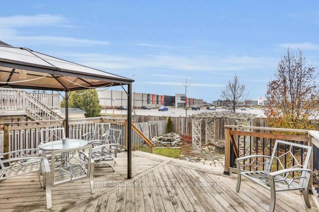Photo 5 of 3375 Emilycarr Lane, London, South W — HOMEH