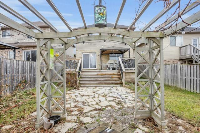 Photo 9 of 3375 Emilycarr Lane, London, South W — HOMEH