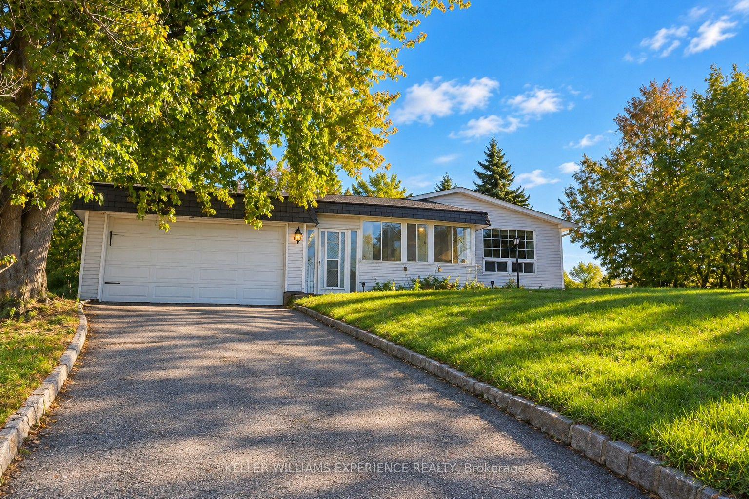 Photo of 861 John Street
