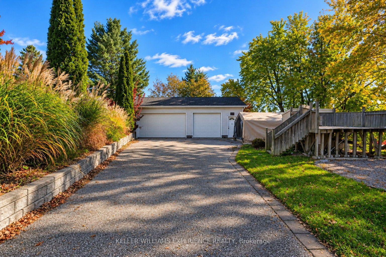 Photo 6 of 861 John Street, Innisfil, Churchill — HOMEH