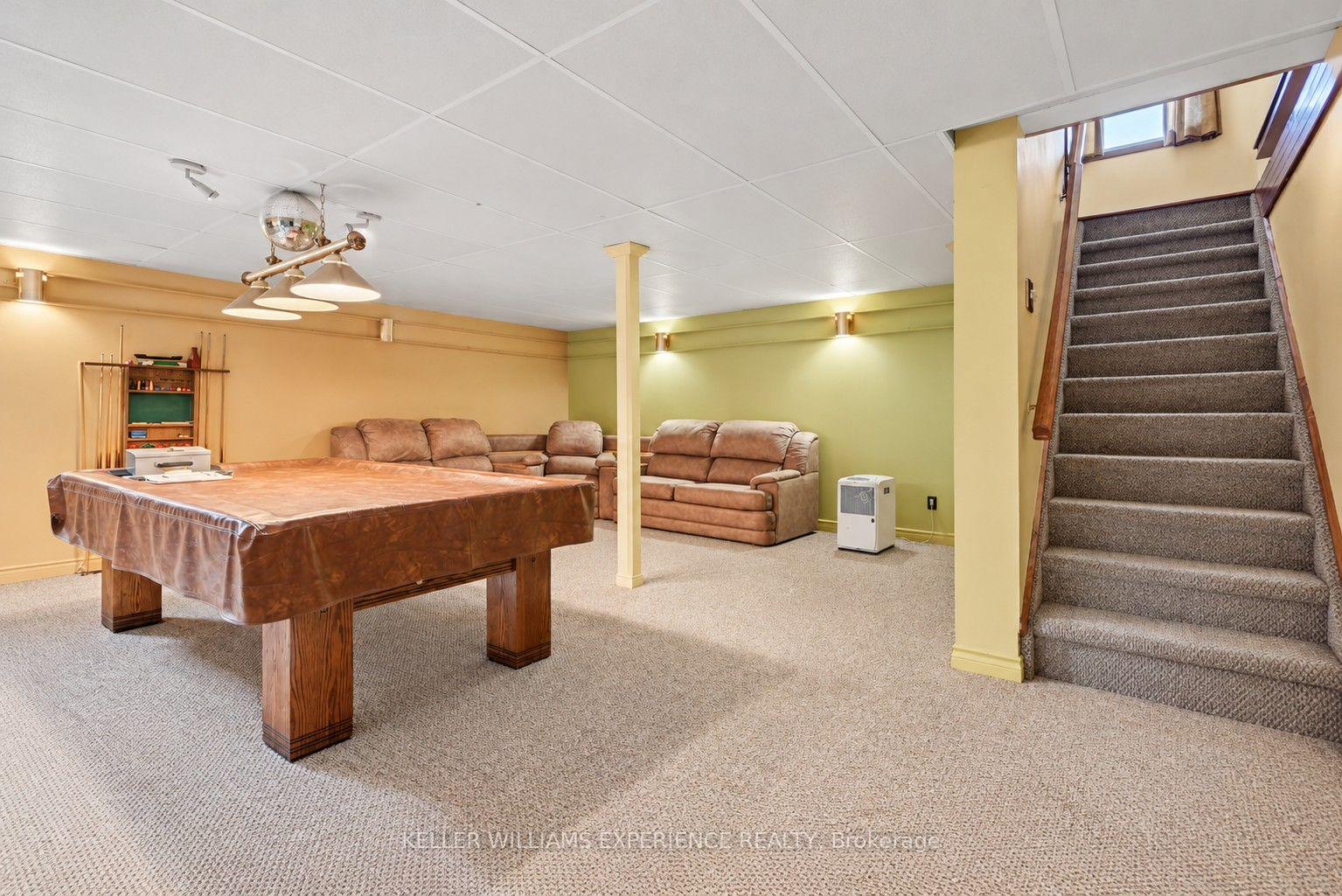 Photo 36 of 861 John Street, Innisfil, Churchill — HOMEH
