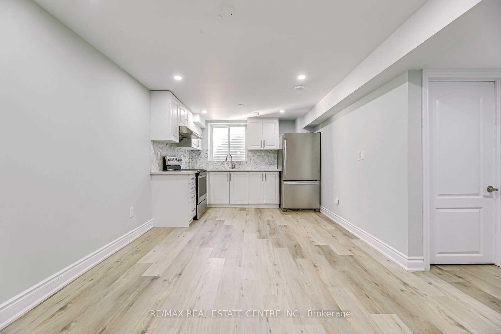 Photo 5 of Unit Bsmt, 3560 Stonecutter Crescent S, Mississauga, Churchill Meadows — HOMEH