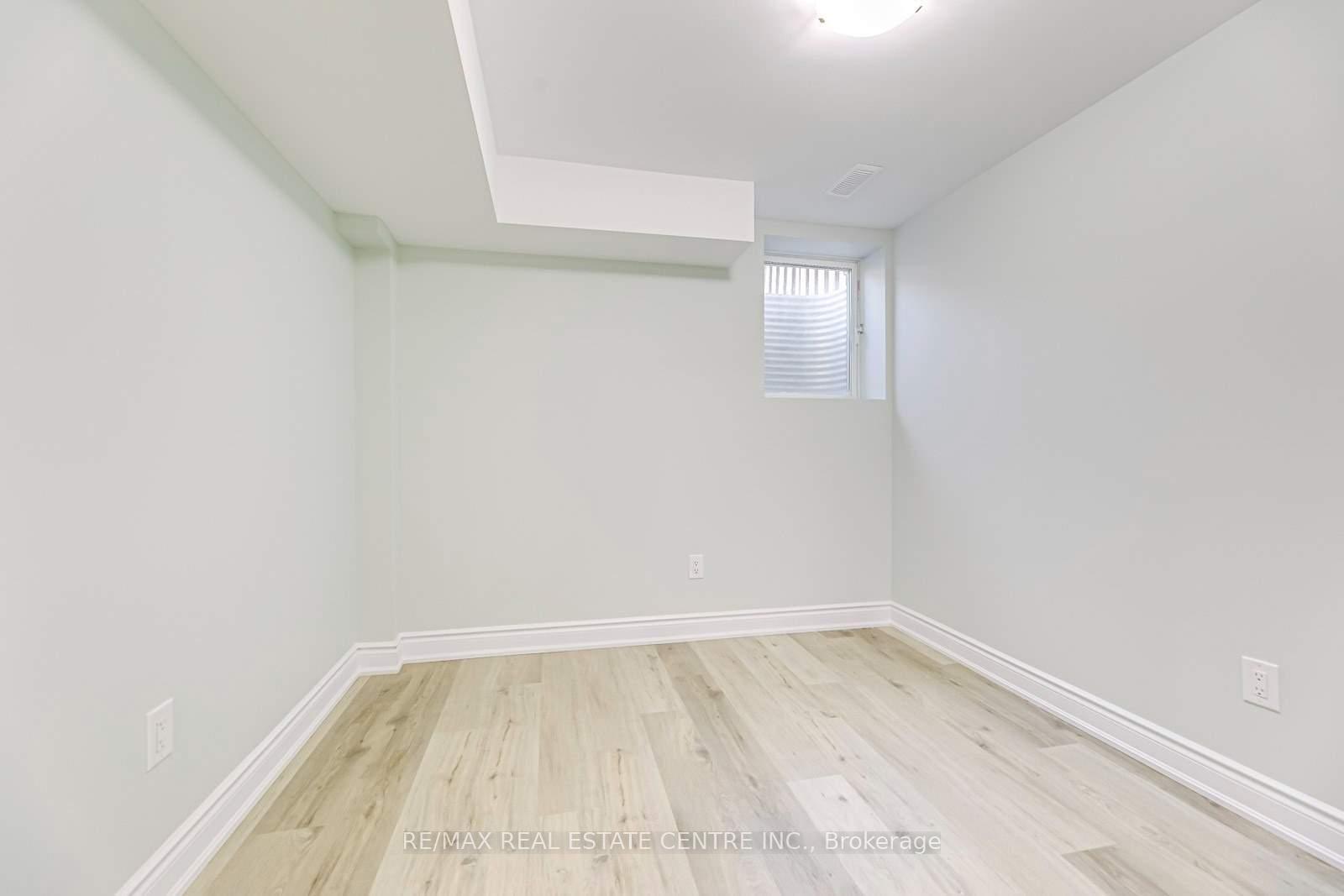 Photo 8 of Unit Bsmt, 3560 Stonecutter Crescent S, Mississauga, Churchill Meadows — HOMEH