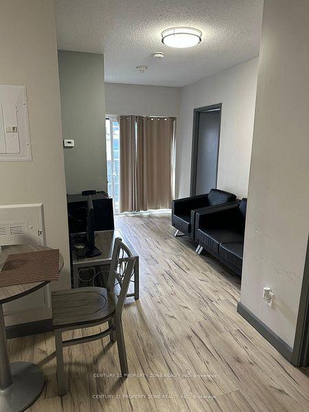 Photo 3 of Unit 162, 258A Sunview Street, Waterloo, Beechwood/University — HOMEH