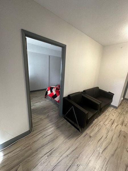 Photo 4 of Unit 162, 258A Sunview Street, Waterloo, Beechwood/University — HOMEH