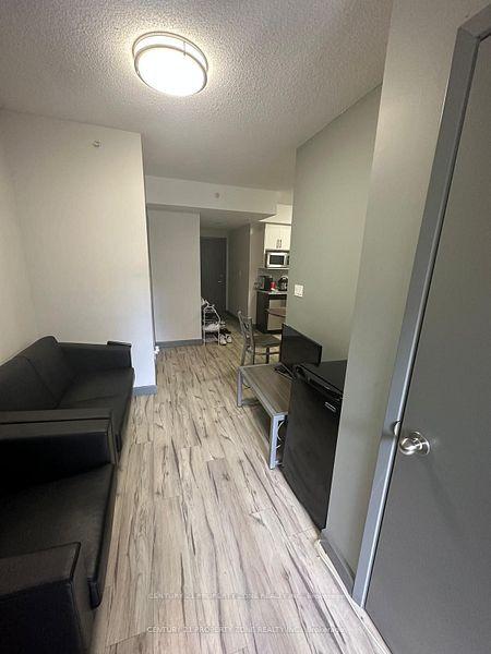 Photo 5 of Unit 162, 258A Sunview Street, Waterloo, Beechwood/University — HOMEH