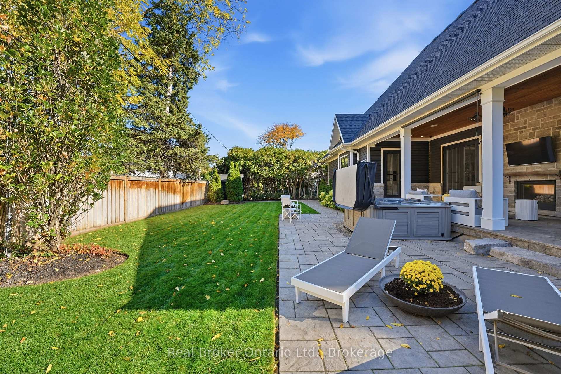 Photo 42 of 175 North Shore Boulevard W, Burlington, Bayview — HOMEH