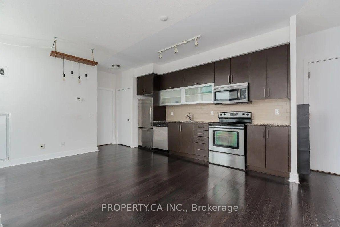 Photo 5 of Unit 902, 90 Stadium Road, Toronto, Niagara — HOMEH