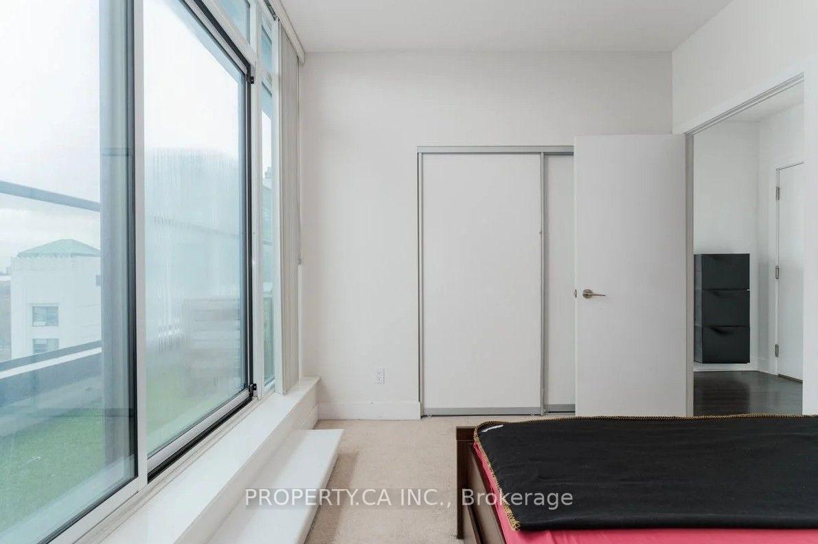 Photo 11 of Unit 902, 90 Stadium Road, Toronto, Niagara — HOMEH