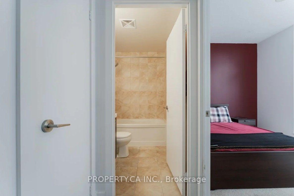 Photo 12 of Unit 902, 90 Stadium Road, Toronto, Niagara — HOMEH