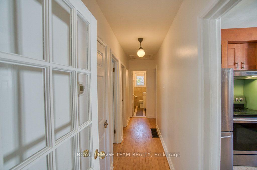 Photo 16 of 196 Allison Avenue, Ottawa, Woodroffe — HOMEH
