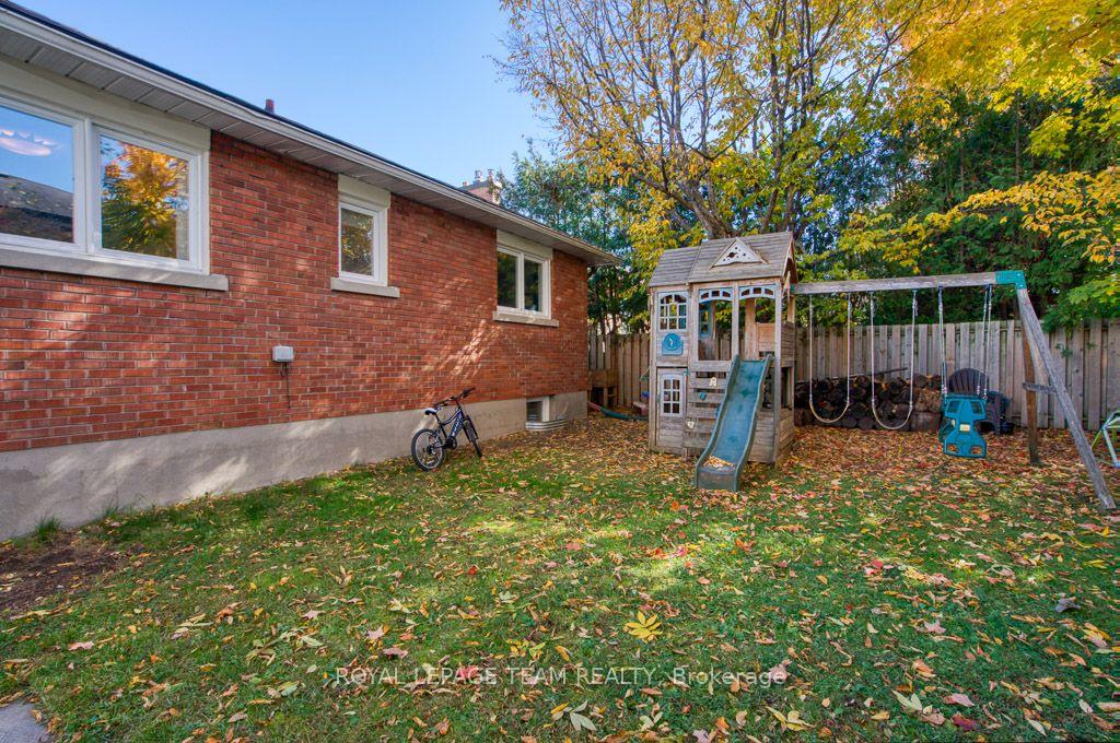Photo 35 of 196 Allison Avenue, Ottawa, Woodroffe — HOMEH