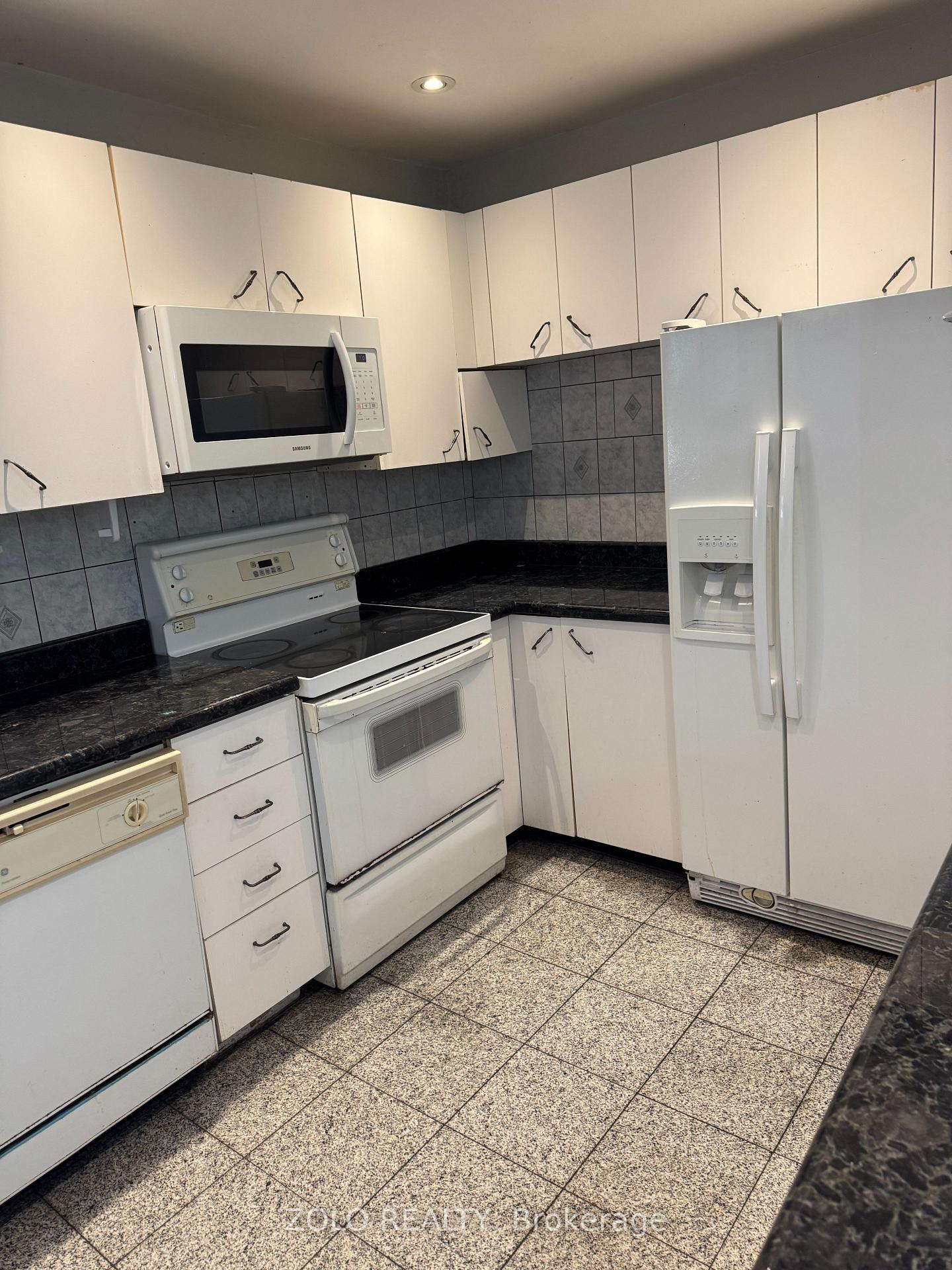 Photo 3 of Unit Main, 110 Darlingside Drive, Scarborough, West Hill — HOMEH