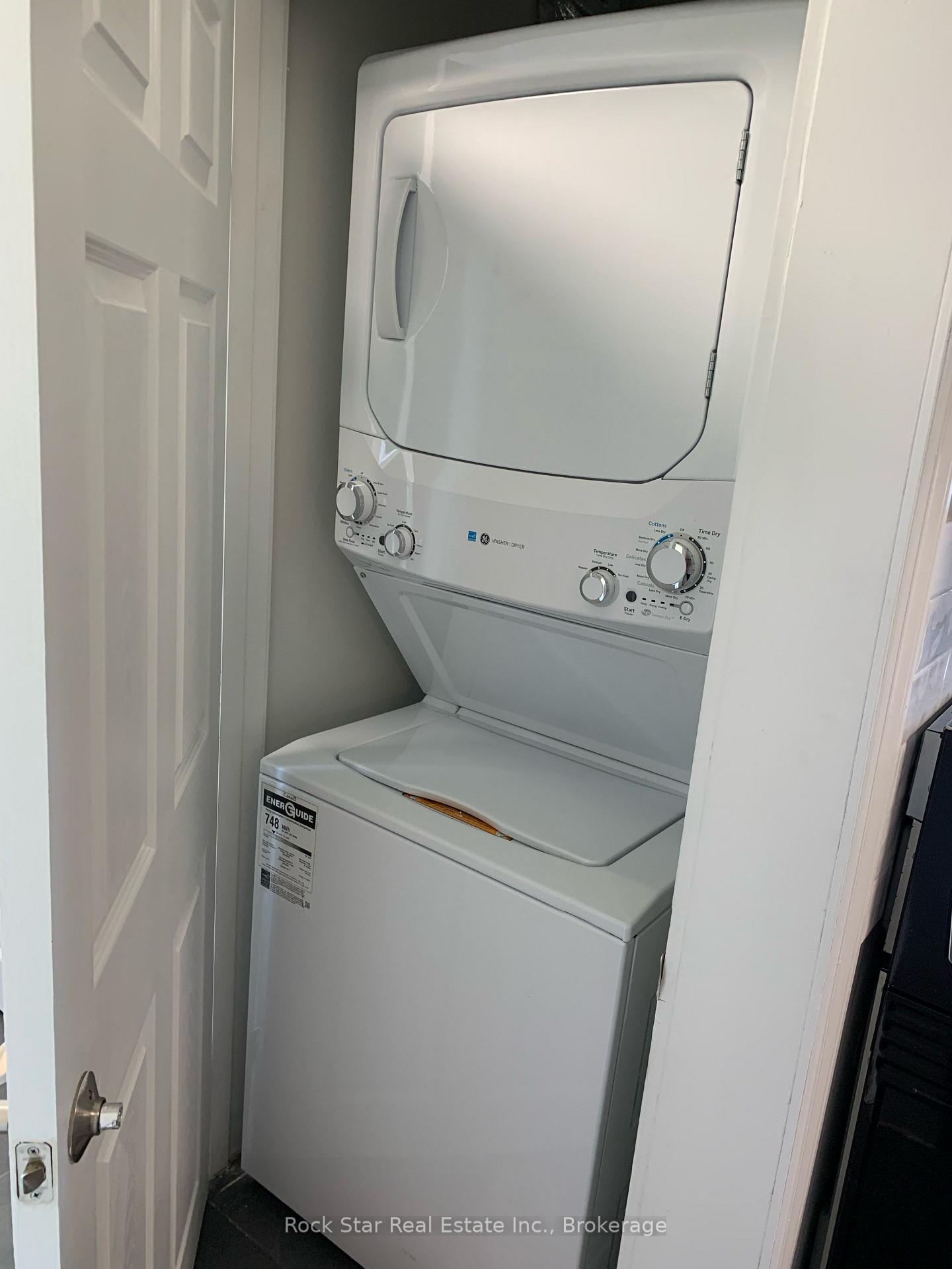 Photo 6 of Unit Upper, 10 Viceroy Court, Hamilton, Hill Park — HOMEH
