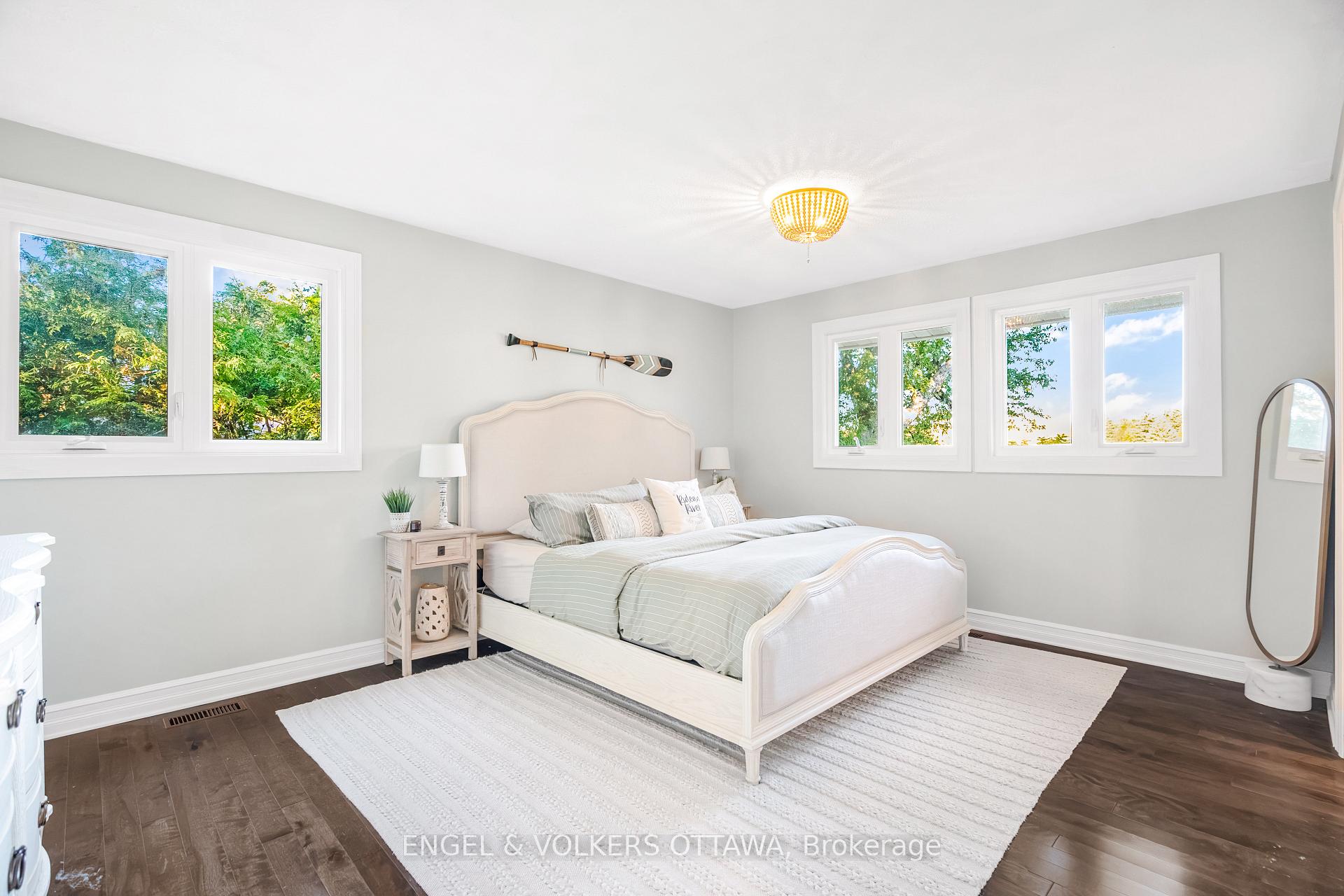 Photo 21 of 1073 Island View Drive, Ottawa, Manotick South to Roger Stevens — HOMEH