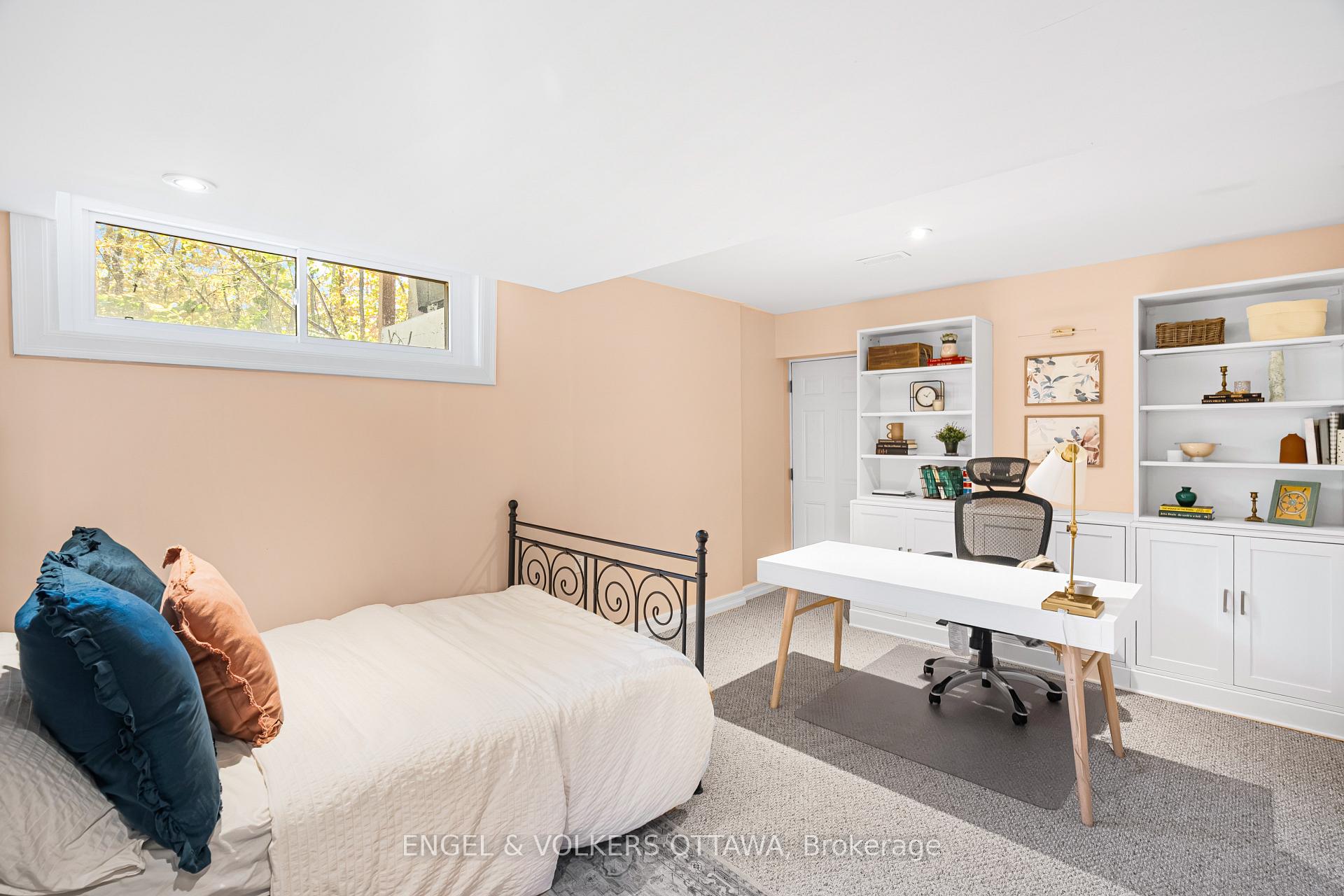 Photo 29 of 1073 Island View Drive, Ottawa, Manotick South to Roger Stevens — HOMEH
