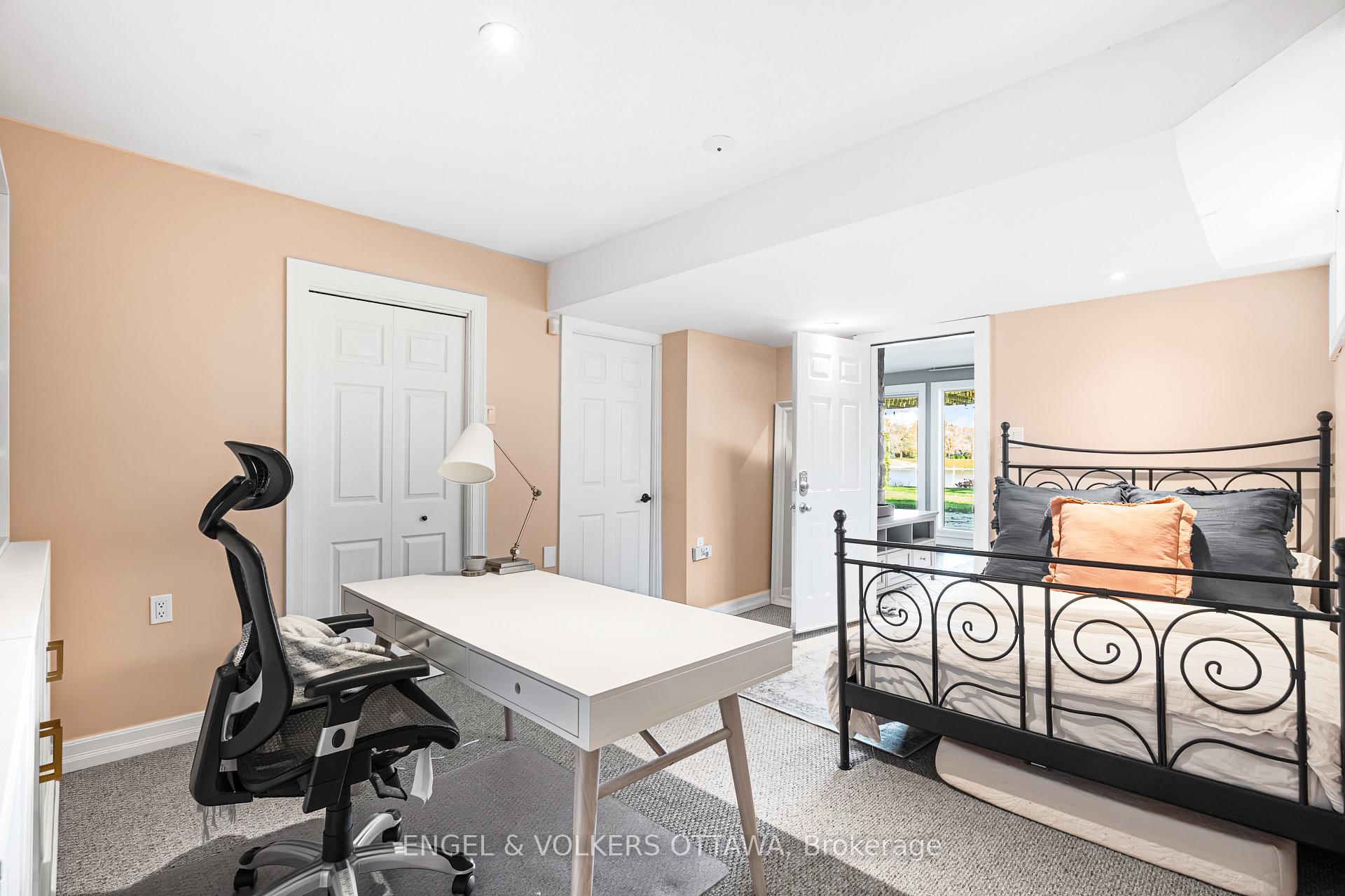Photo 30 of 1073 Island View Drive, Ottawa, Manotick South to Roger Stevens — HOMEH