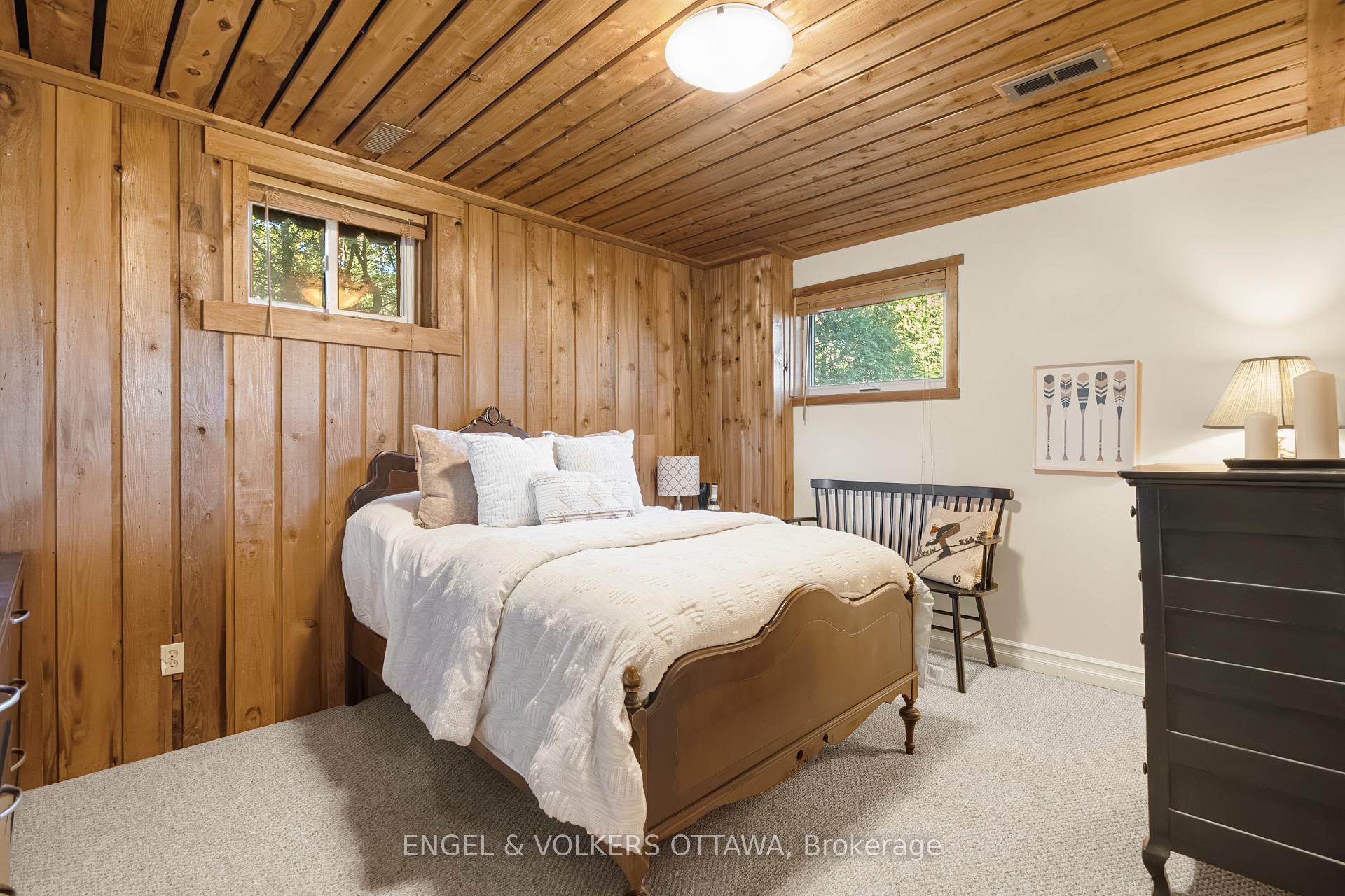 Photo 31 of 1073 Island View Drive, Ottawa, Manotick South to Roger Stevens — HOMEH