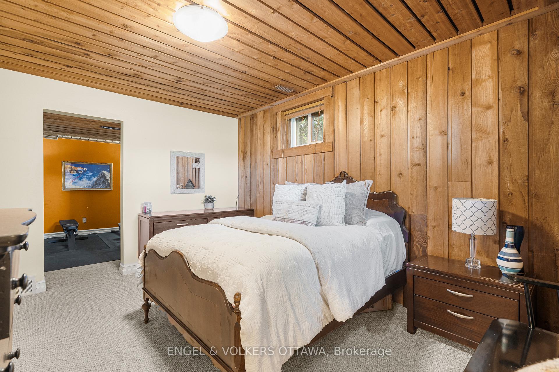 Photo 32 of 1073 Island View Drive, Ottawa, Manotick South to Roger Stevens — HOMEH