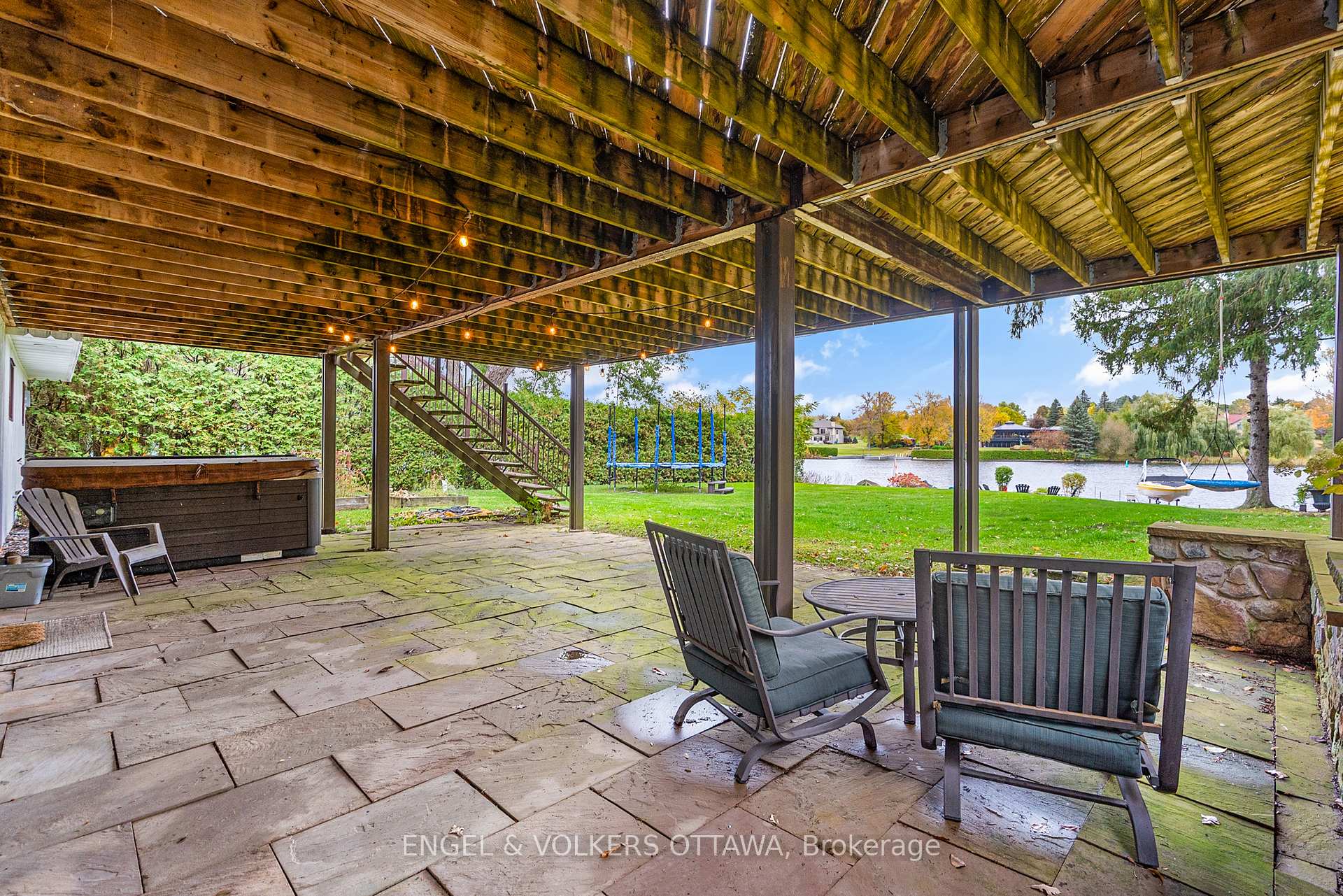 Photo 38 of 1073 Island View Drive, Ottawa, Manotick South to Roger Stevens — HOMEH