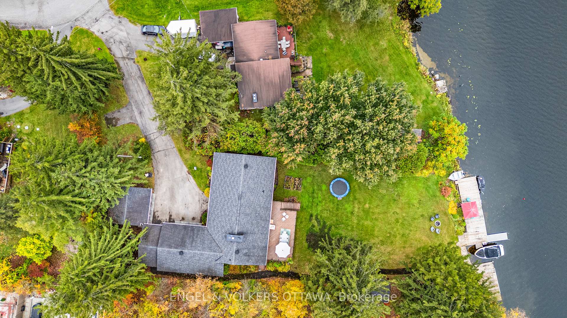 Photo 43 of 1073 Island View Drive, Ottawa, Manotick South to Roger Stevens — HOMEH