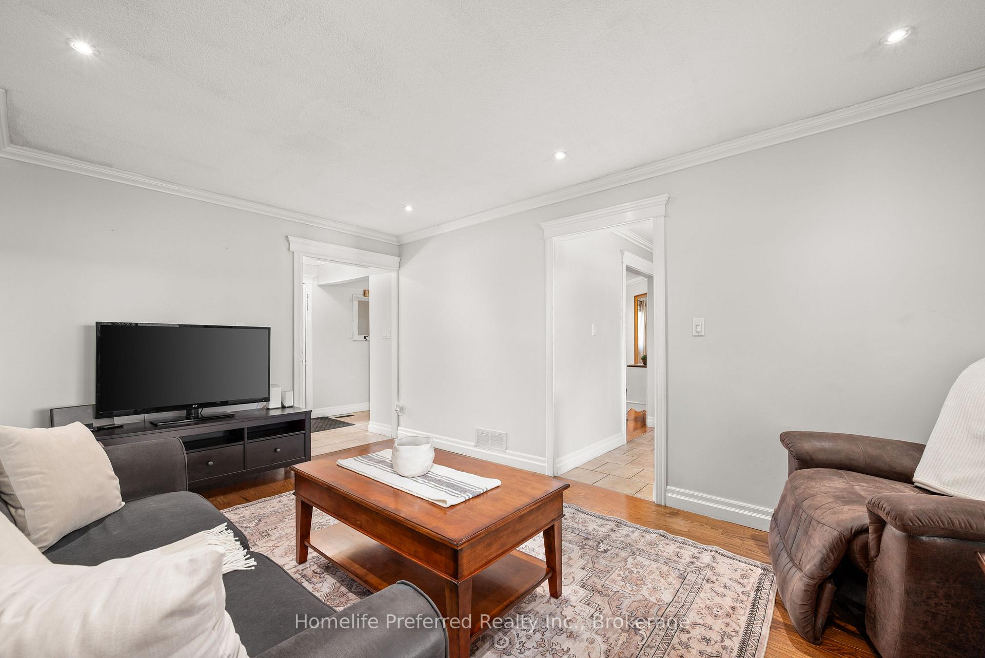 Photo 16 of 5 Souch Court, Clarington, Bowmanville — HOMEH