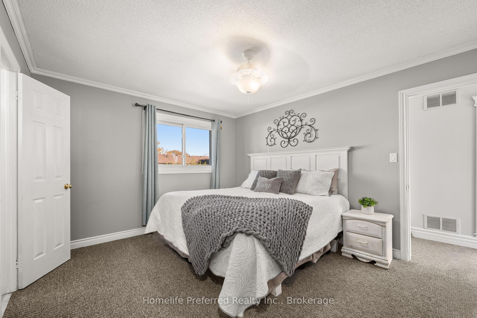 Photo 18 of 5 Souch Court, Clarington, Bowmanville — HOMEH