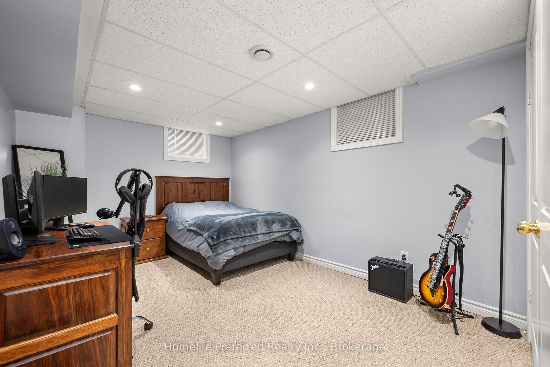 Photo 33 of 5 Souch Court, Clarington, Bowmanville — HOMEH