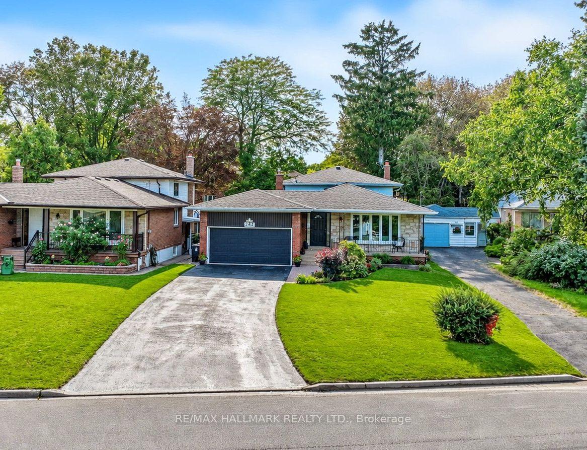 Photo 2 of 242 Beechgrove Drive, Scarborough, West Hill — HOMEH