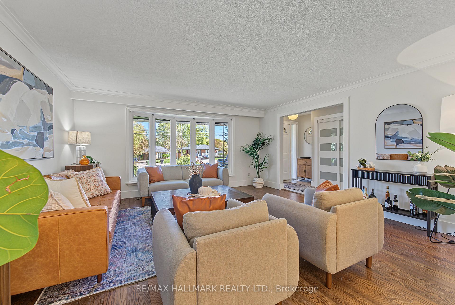 Photo 7 of 242 Beechgrove Drive, Scarborough, West Hill — HOMEH
