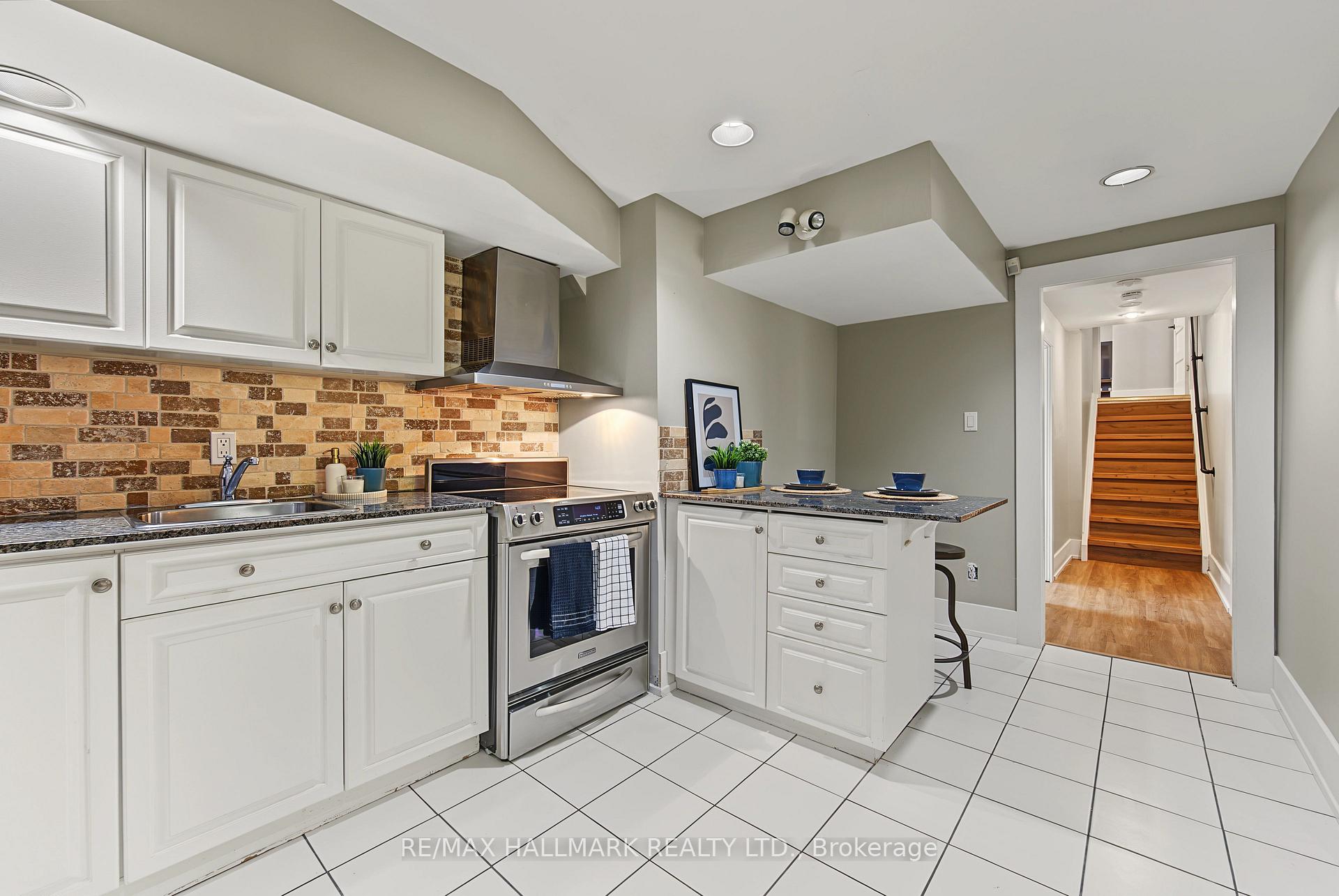 Photo 29 of 242 Beechgrove Drive, Scarborough, West Hill — HOMEH