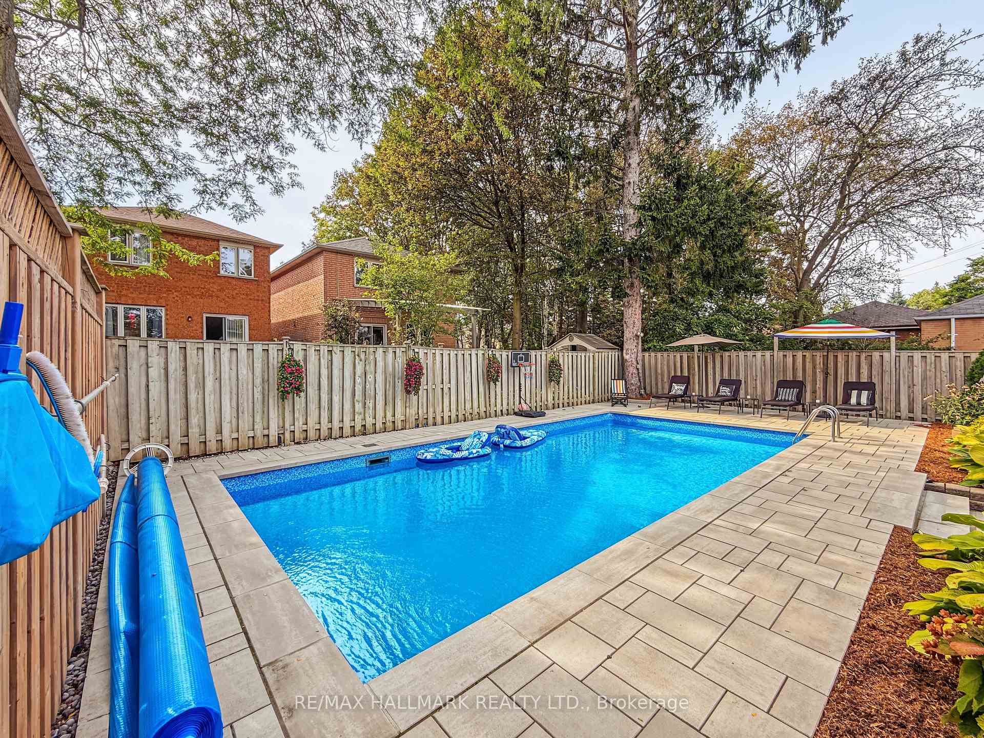 Photo 43 of 242 Beechgrove Drive, Scarborough, West Hill — HOMEH