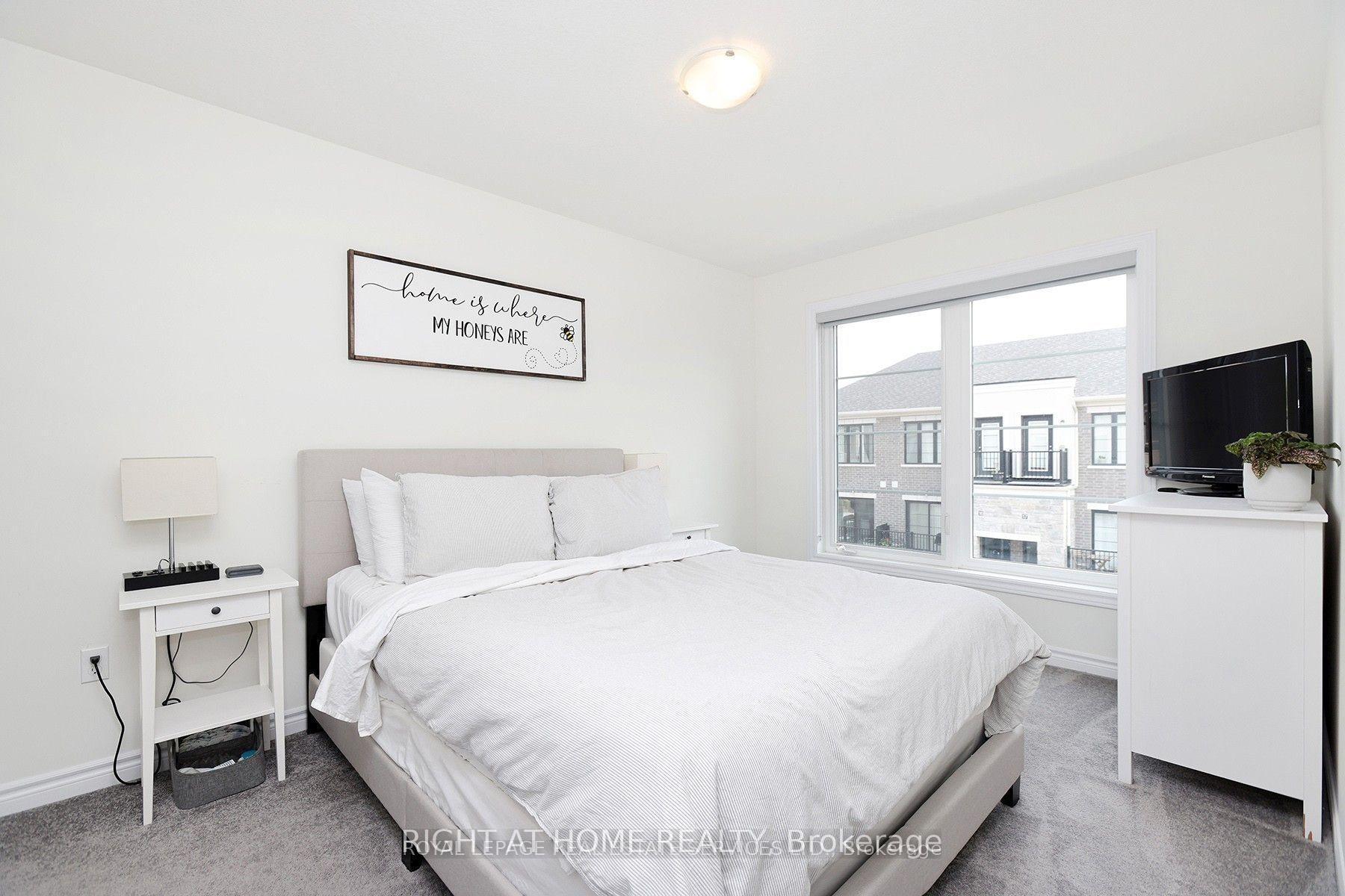 Photo 4 of Unit 40, 383 Dundas Street E, Hamilton, Waterdown — HOMEH