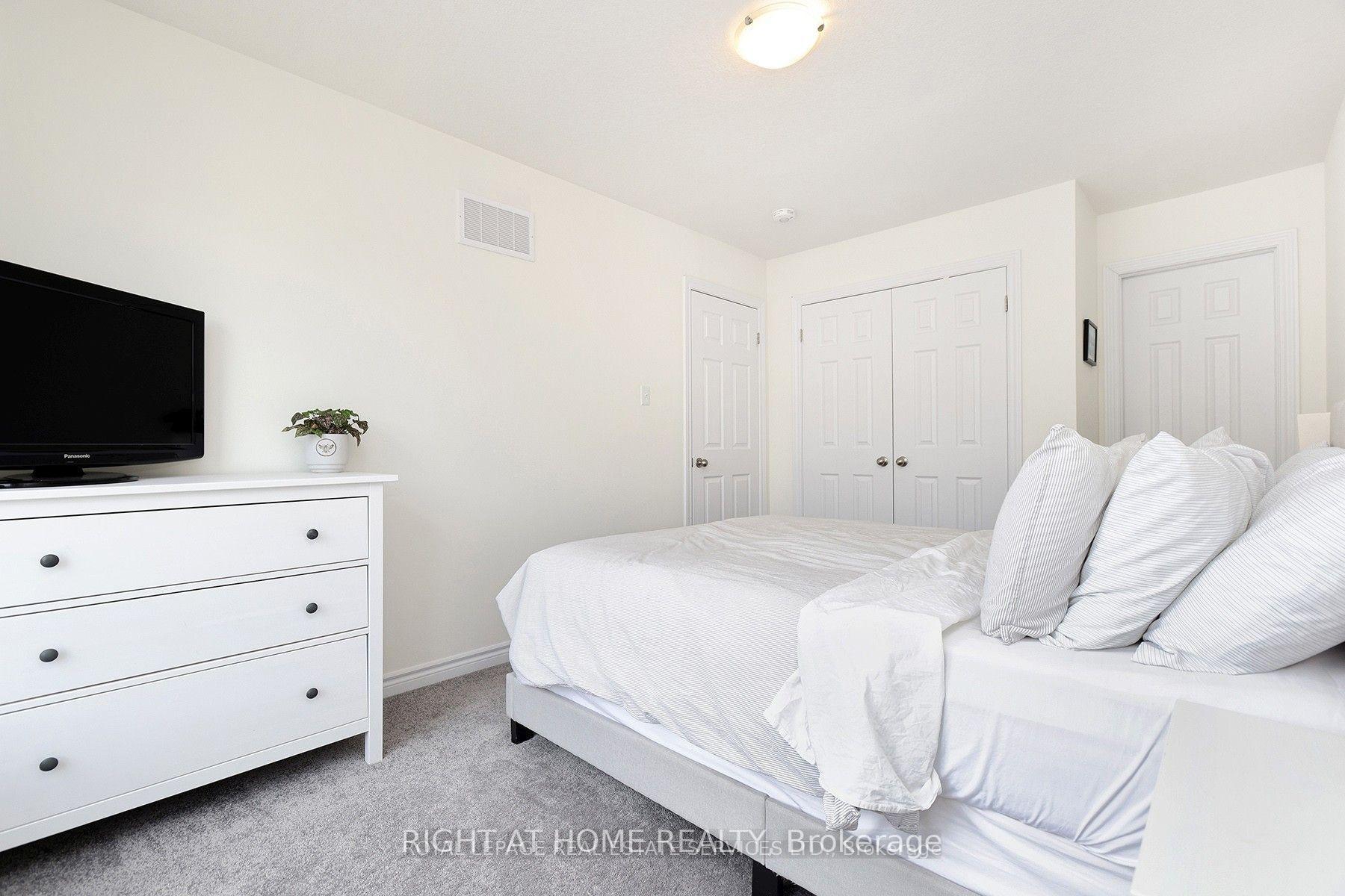Photo 7 of Unit 40, 383 Dundas Street E, Hamilton, Waterdown — HOMEH