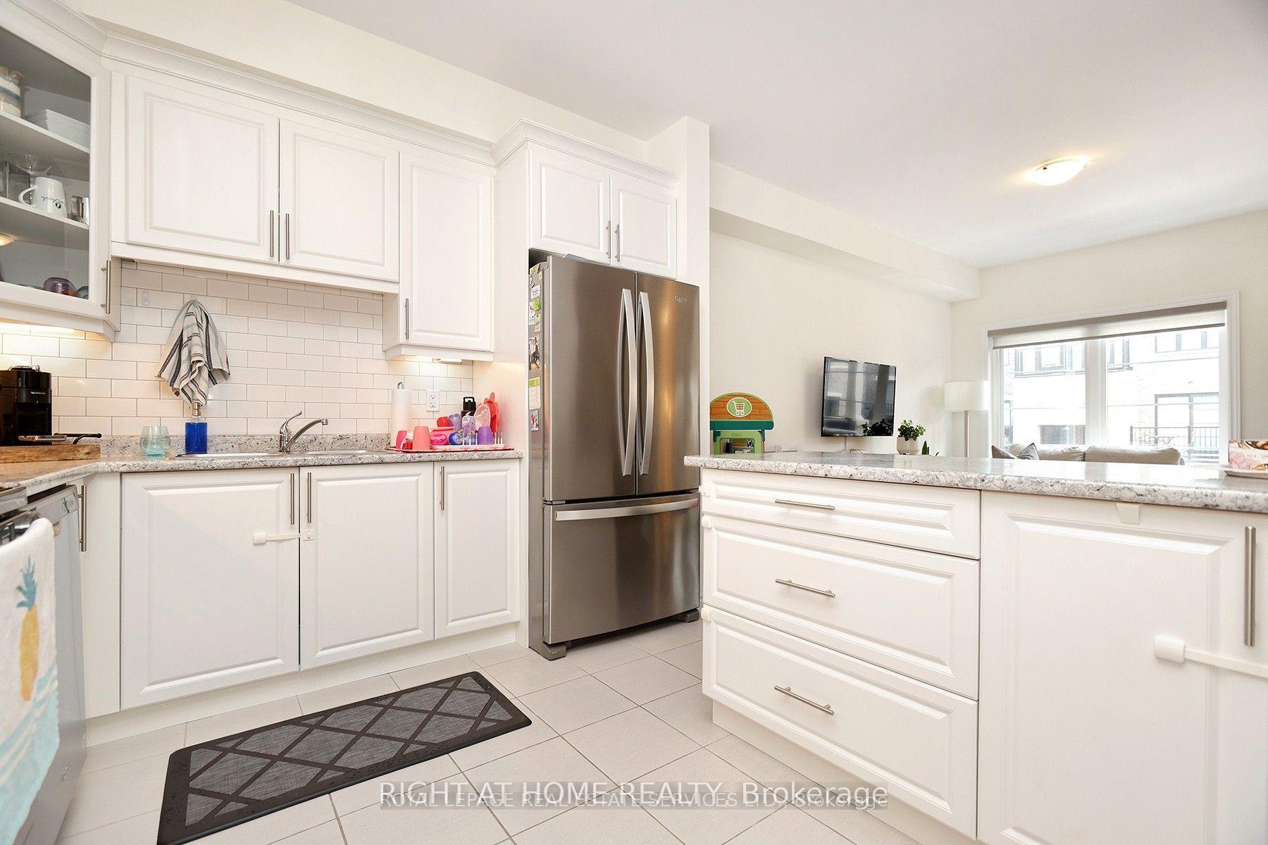 Photo 12 of Unit 40, 383 Dundas Street E, Hamilton, Waterdown — HOMEH