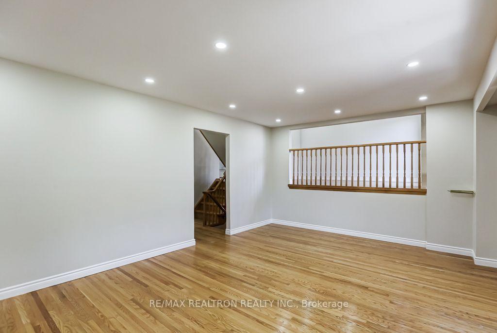 Photo 10 of 2 Littleleaf Drive, Scarborough, Malvern — HOMEH