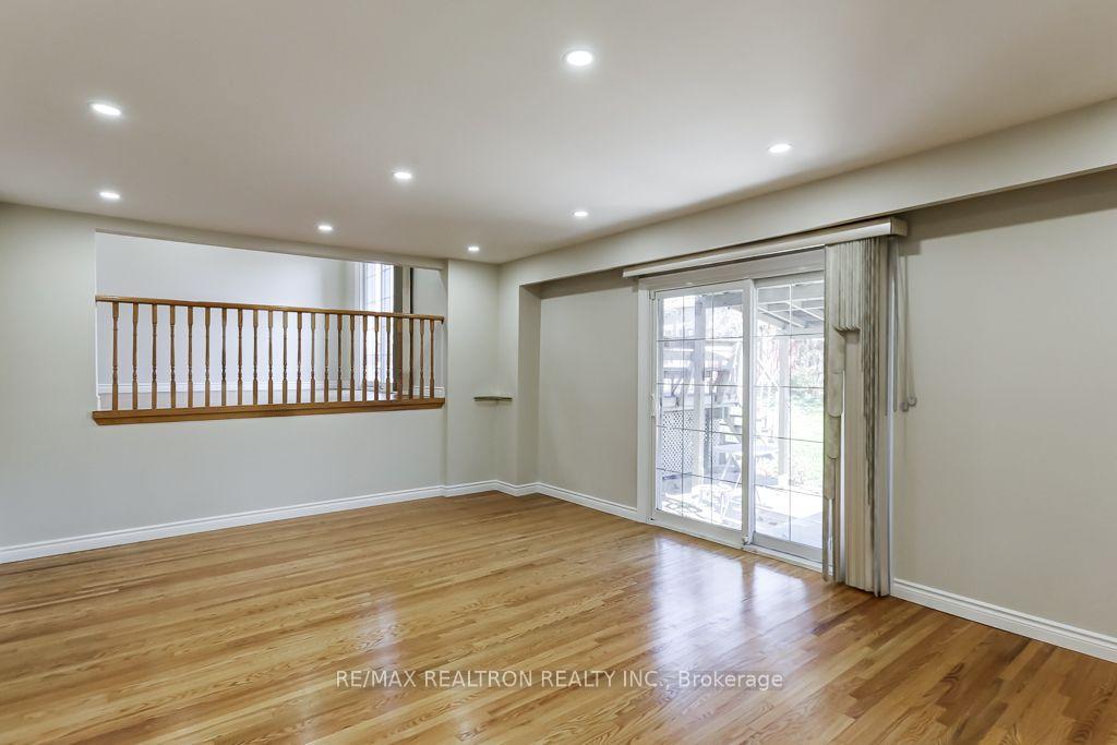 Photo 12 of 2 Littleleaf Drive, Scarborough, Malvern — HOMEH
