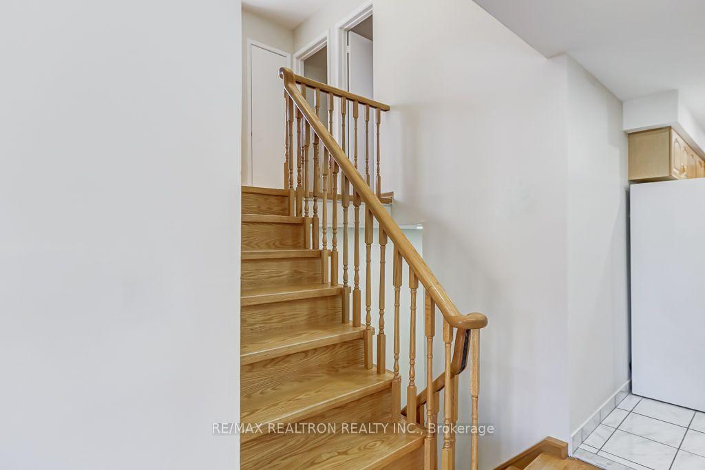 Photo 19 of 2 Littleleaf Drive, Scarborough, Malvern — HOMEH